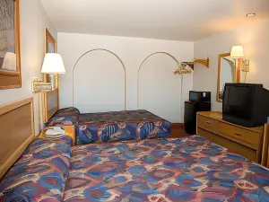 North Country Inn & Suites