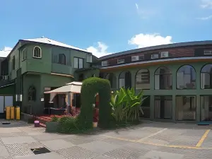Hotel Cordillera