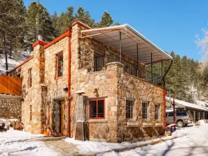 A-Lodge Boulder