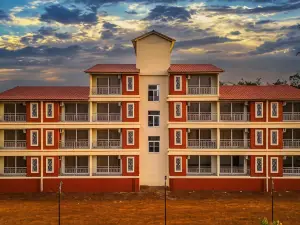 Chinar Woods Resort