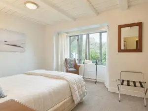 아카로아 빌리지 인