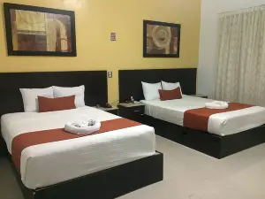 Hotel Los Faroles