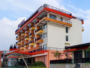 Grand Diara Hotel