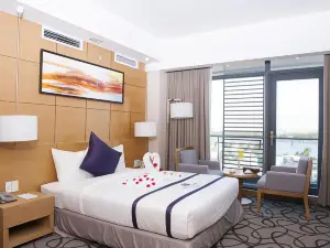 Iris Hotel