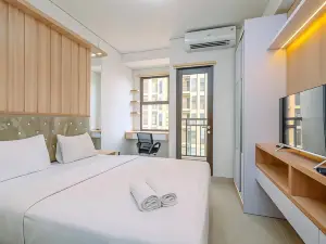 Cozy Living and Homey Studio Transpark Cibubur Apartment