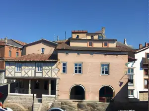 Maison Ladeveze