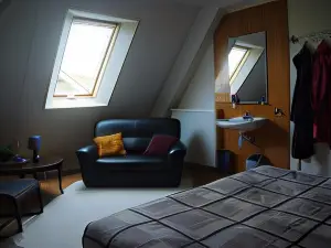 B&B Noflik Haule