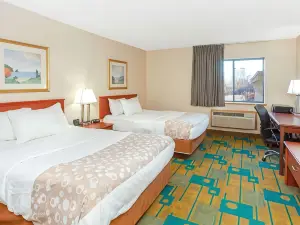 La Quinta Inn by Wyndham Milwaukee Airport / Oak Creek