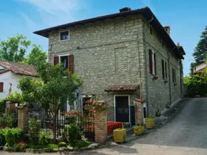 Dulcius ex Asperis Bed & Breakfast