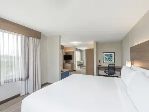 Holiday Inn Express & Suites Frankfort