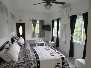 Thebreeze Can Accommodate up to 30 People