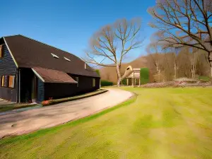 Oakside Lodge Guest House
