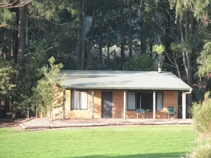 Pemberton Lake View Chalets