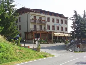 Albergo Ristorante Miramonti Toano