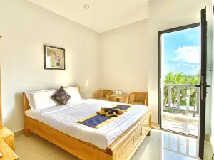 Biển Đông Hotel Đảo Phú Quý