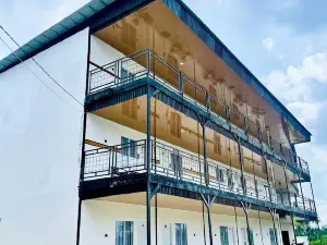 Giennos Hotel