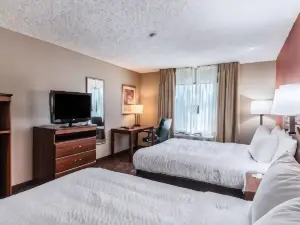 Garner Hotel CORNELIUS LAKE NORMAN by IHG