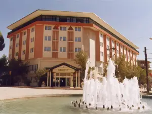 Buyuk Urartu Hotel