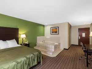 Quality Inn & Suites Granbury