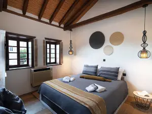 Menexes Suites Monemvasia