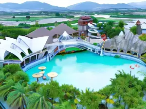 Quang Ninh Gate Hotel & Resort