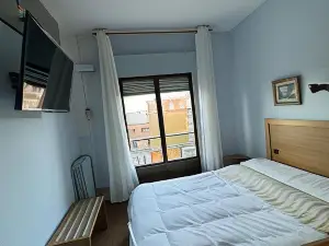 Hostal Agripino y Restaurante asiático