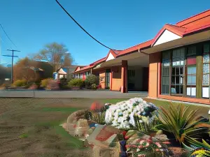 Ambassador Motor Inn