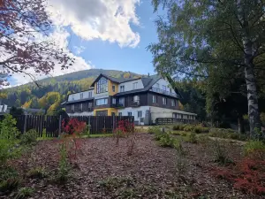 Hotel Harrachov Inn
