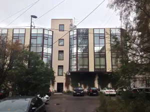 Shelkovyij Put' Hotel