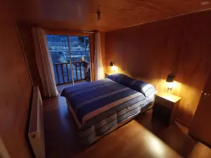 Hostal Piedra Santa