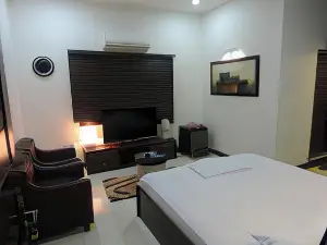 Jannat Guest House Hyd