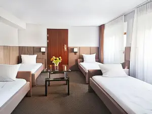 Hotelik B&B Pod Dębami