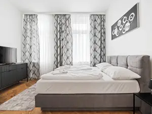 Easy-Flat Rokitanskygasse - Apartments Near Tram 43 to City Center
