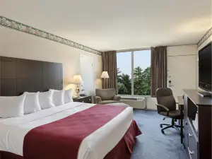 Ramada by Wyndham Grayling Hotel & Conference Center