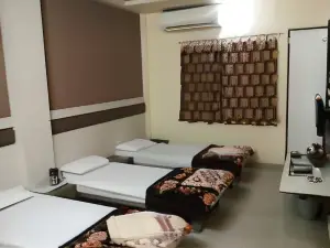 Hotel Sai Darpan