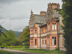 Caer Rhun Hall Hotel