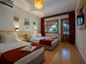 Club Aquarium Beach Hotel & Spa