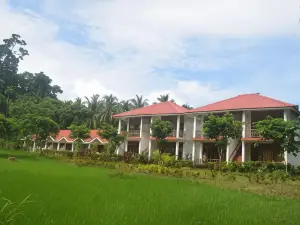 Hotel Exotica Squares