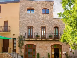 Cal Fuster de La Plaça
