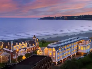 Newport Beach Hotel & Suites