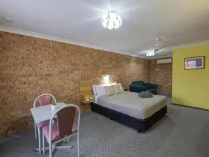 Alyn Motel