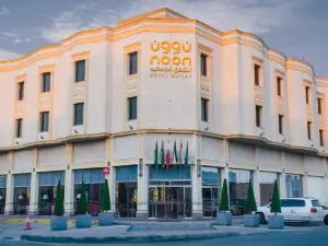 Noon Hotel Suites