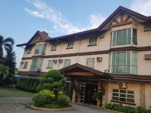 Chocolate and Berries Hotel