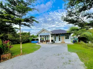 Tepak Nusuk’s Private Pool Homestay at Kota Bharu