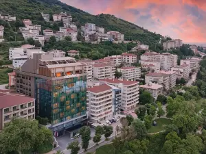 Mövenpick Bursa Hotel and Thermal Spa