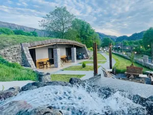 Hotel Hobbiton Near Vardzia Caves