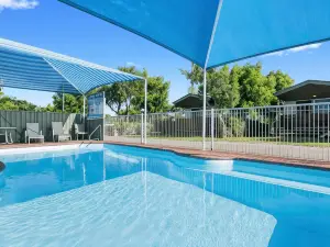 ควีนส์ บีช ทัวริสต์ วิลเลจ