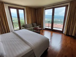 The Eight Villa Bukit Panorama Sanad