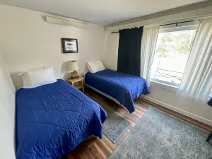 Waterfront Cottage Moosehead Lake