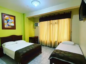 D’ Ruiz Hotel